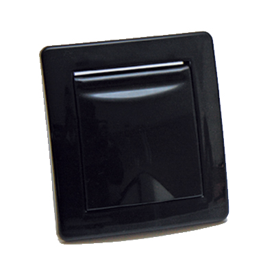 Prise carrée ABS noir (fin de série)